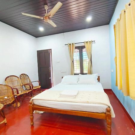 Ammus Marari Beach Villa Alappuzha Buitenkant foto