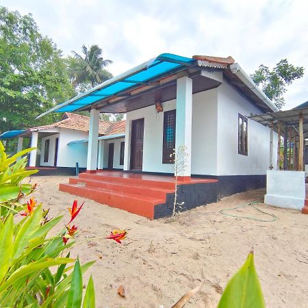 Ammus Marari Beach Villa Alappuzha Buitenkant foto