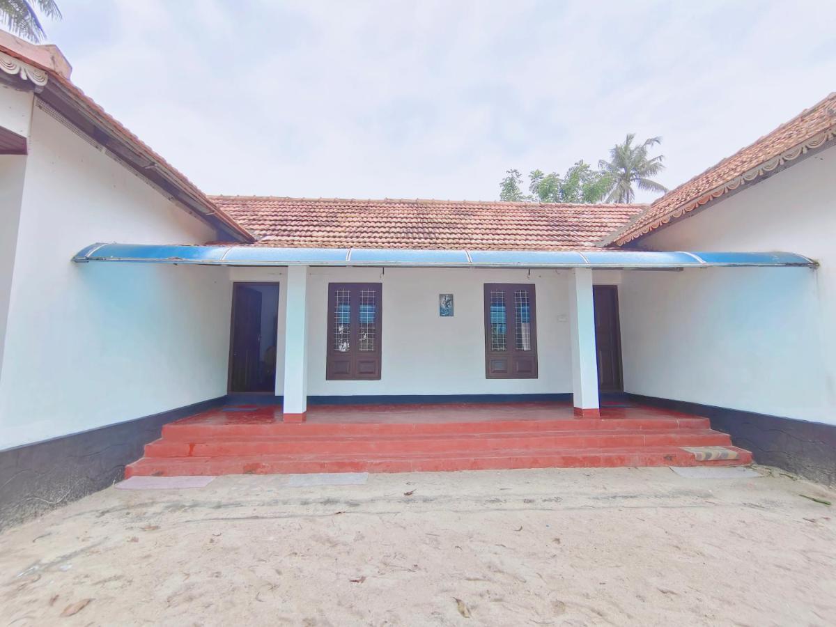 Ammus Marari Beach Villa Alappuzha Buitenkant foto