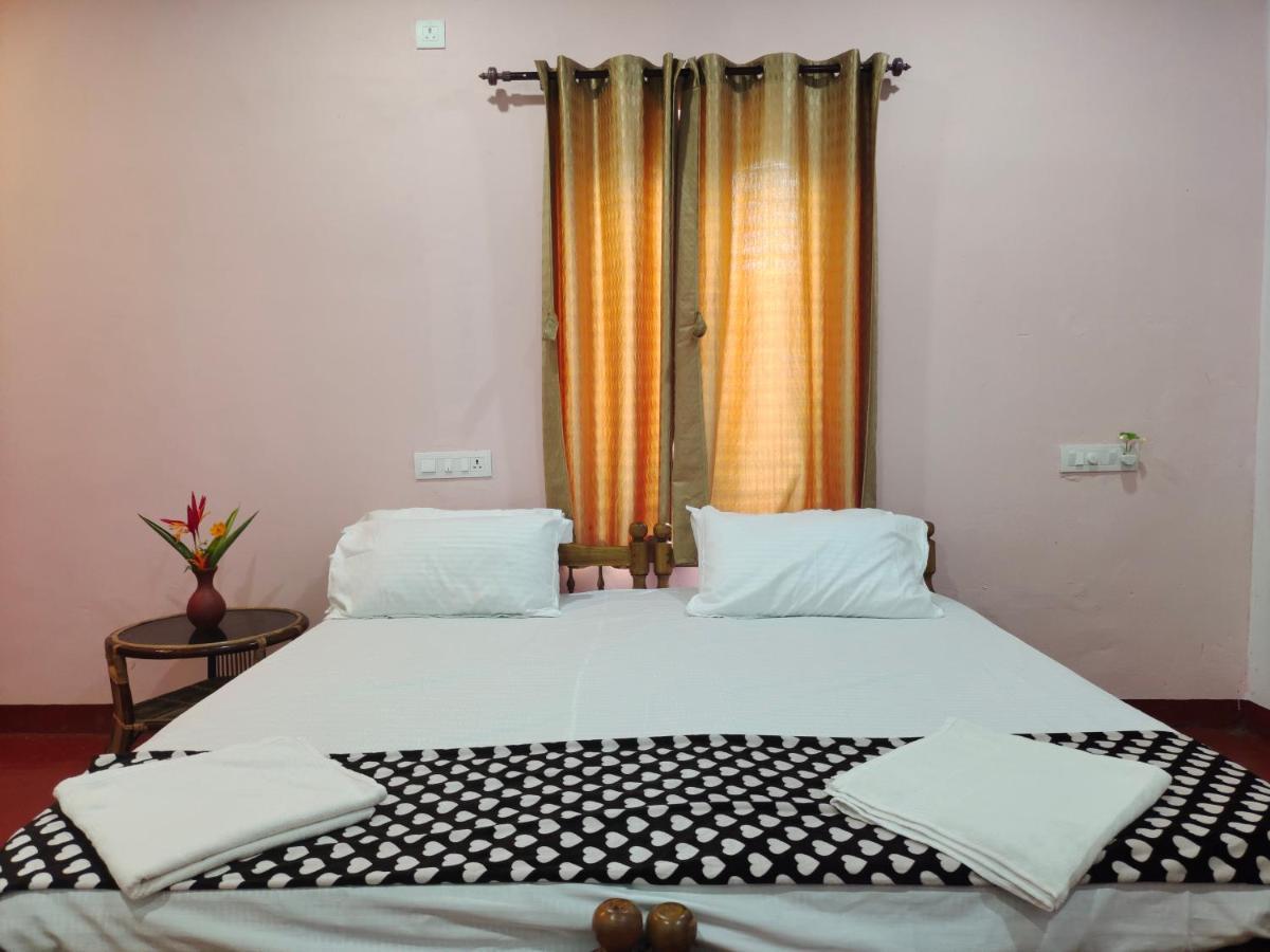 Ammus Marari Beach Villa Alappuzha Buitenkant foto