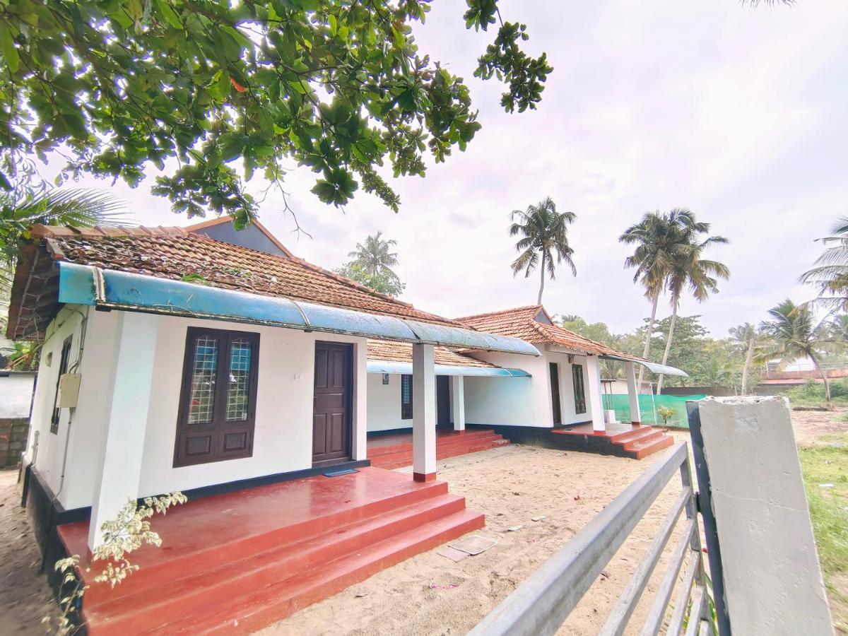 Ammus Marari Beach Villa Alappuzha Buitenkant foto
